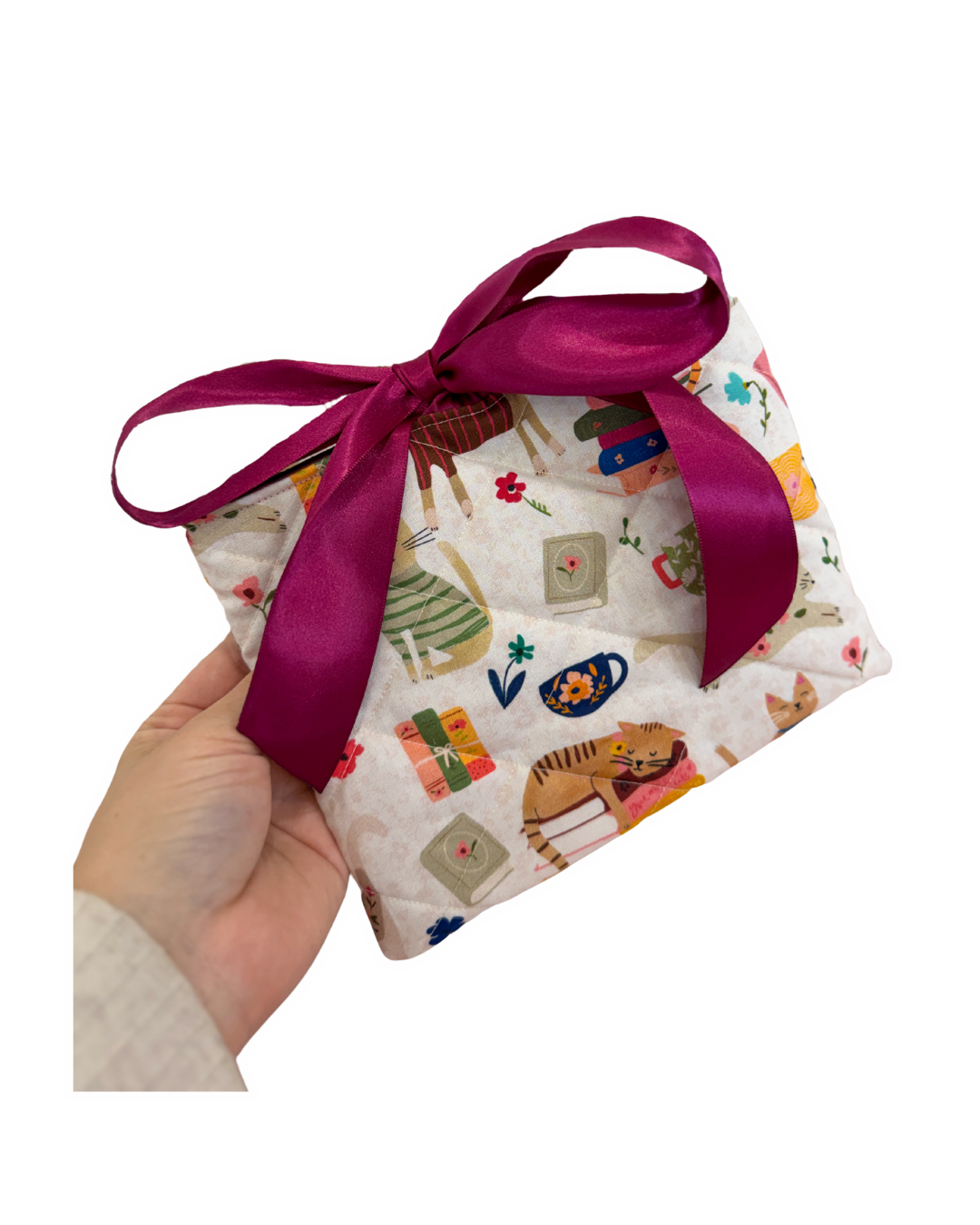 Quilted Book/Kindle Sleeve, Mauve Cats & Books