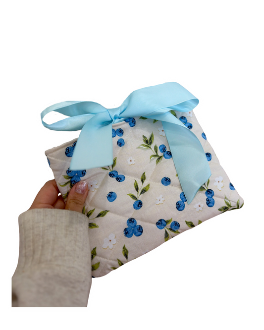 Quilted Book/Kindle Sleeve, Blueberries