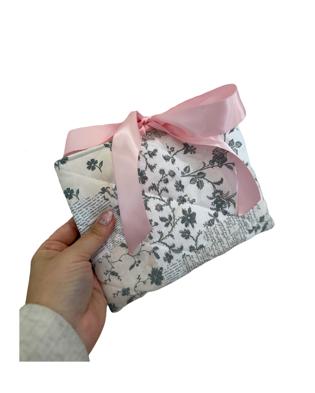 Quilted Book/Kindle Sleeve, Letter Pink