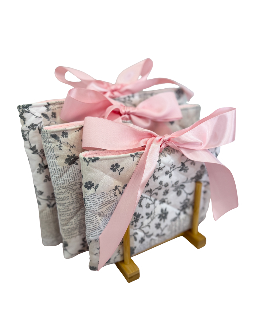 Quilted Book/Kindle Sleeve, Letter Pink